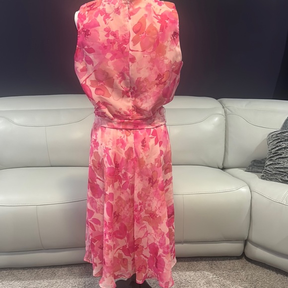 Evan Picone Vibrant Pink Floral Midi Dress - Picture 5 of 5